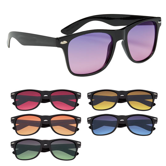 Ocean Gradient Malibu Sunglasses 6263 - Model Image