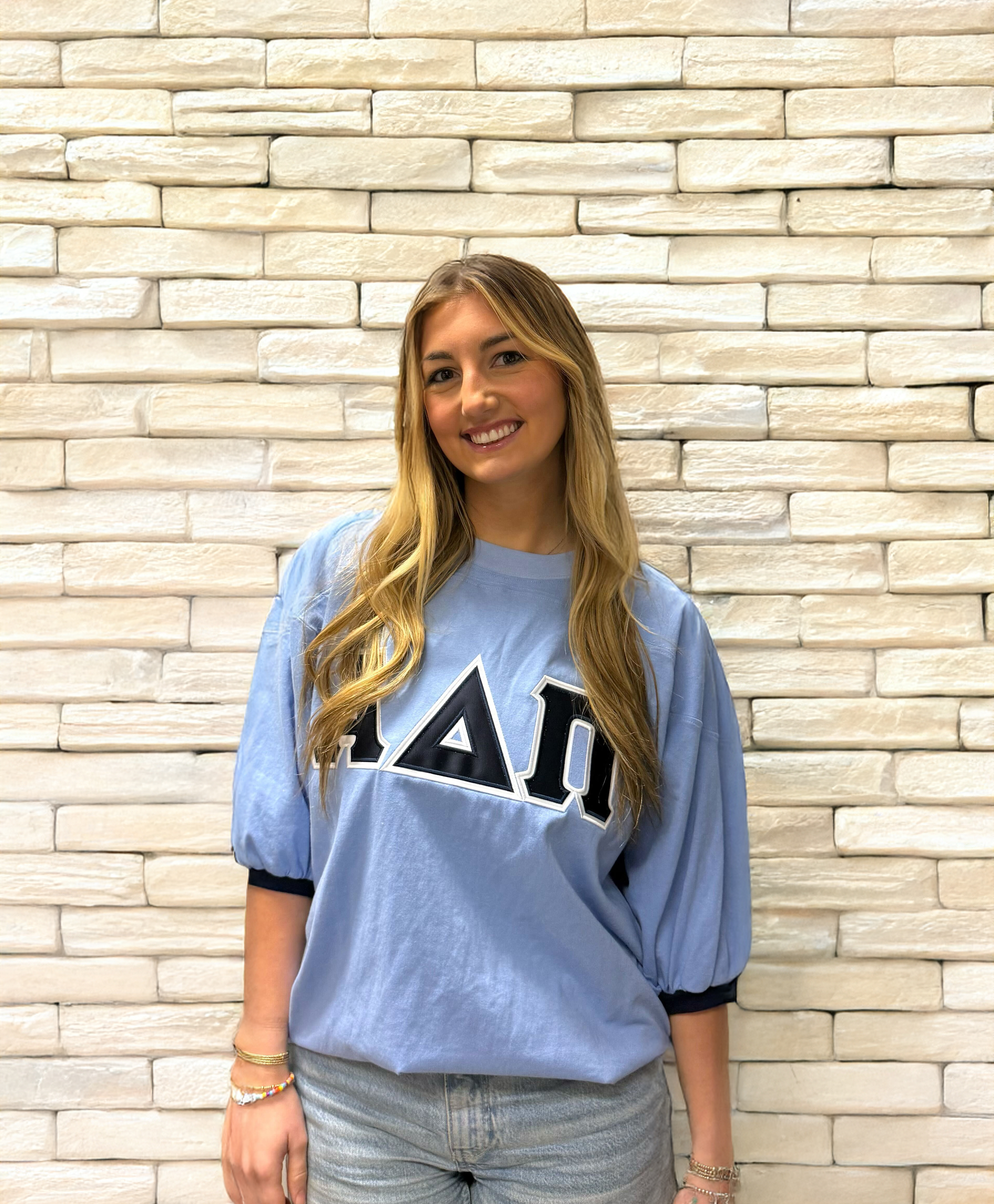 Signature Collegiate Jersey SBS800 - Model Image